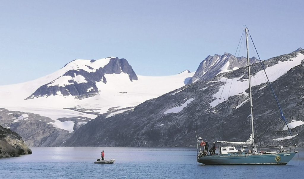El film sobre la expedición del DIARIO con tres científicos canarios a Groenlandia se estrenará en festivales de cine y será emitido por cadenas de televisión internacionales. DA