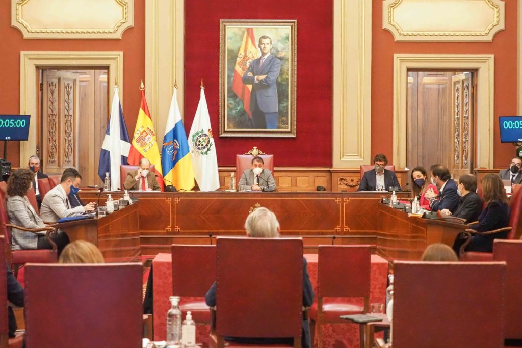 El Pleno aprobó ayer los presupuestos con el voto en contra de la oposición. Sergio Méndez
