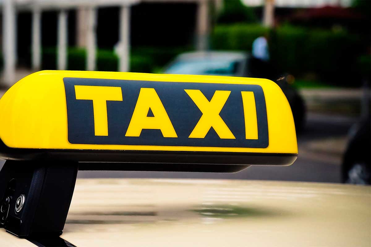 Detenido un taxista por violar a una joven en Tenerife