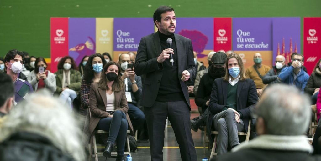 El ministro de Consumo, Alberto Garzón, interviene en un acto público de campaña electoral. Tomás Alonso / Europa Press