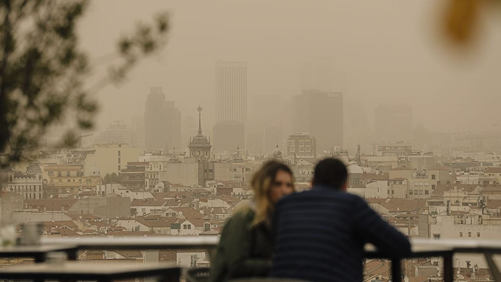Preocupa la calidad del aire por la calima en Madrid