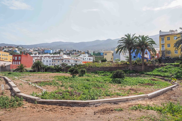 La finca Santa Eulalia se convertirá en el futuro en un gran parque verde.  Sergio Méndez