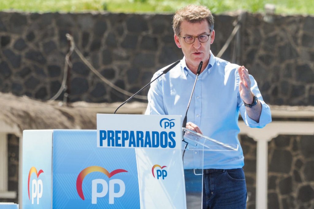 Feijóo rechaza a Podemos y Vox