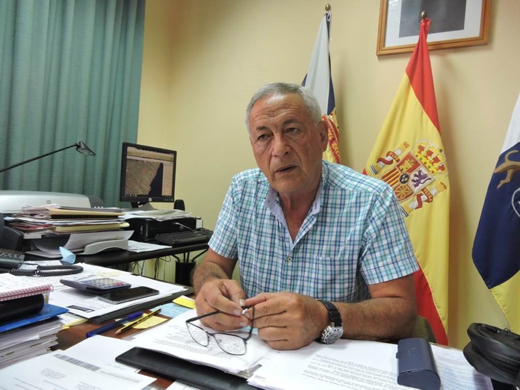Damián Pérez abandonará mañana el despacho de alcalde.