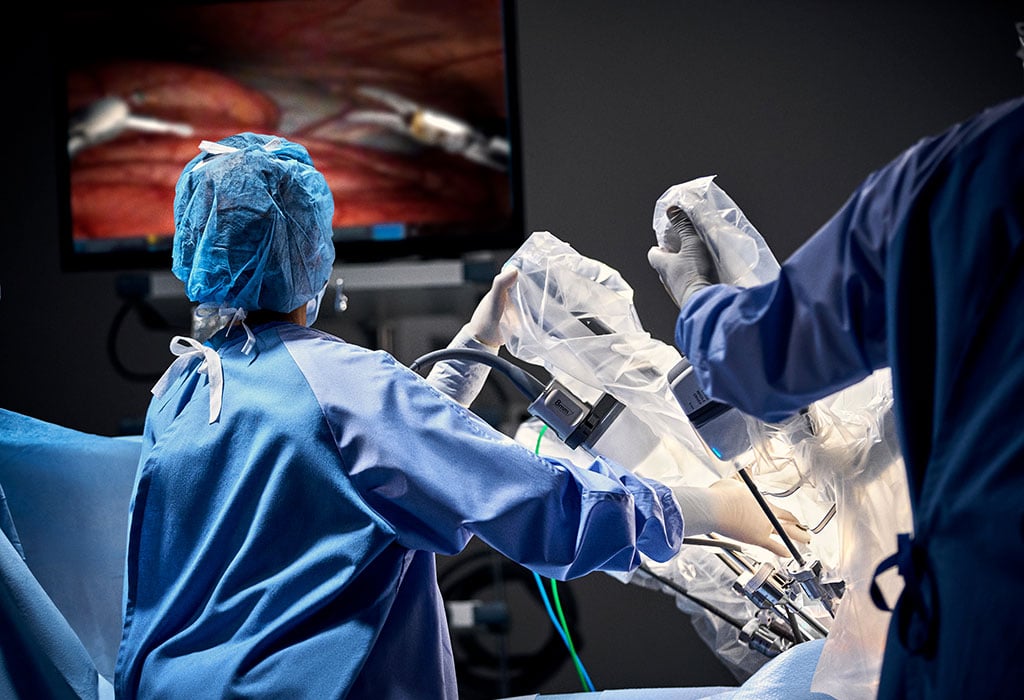 La cirugía robótica llega a la sanidad privada canaria de la mano de Quirónsalud