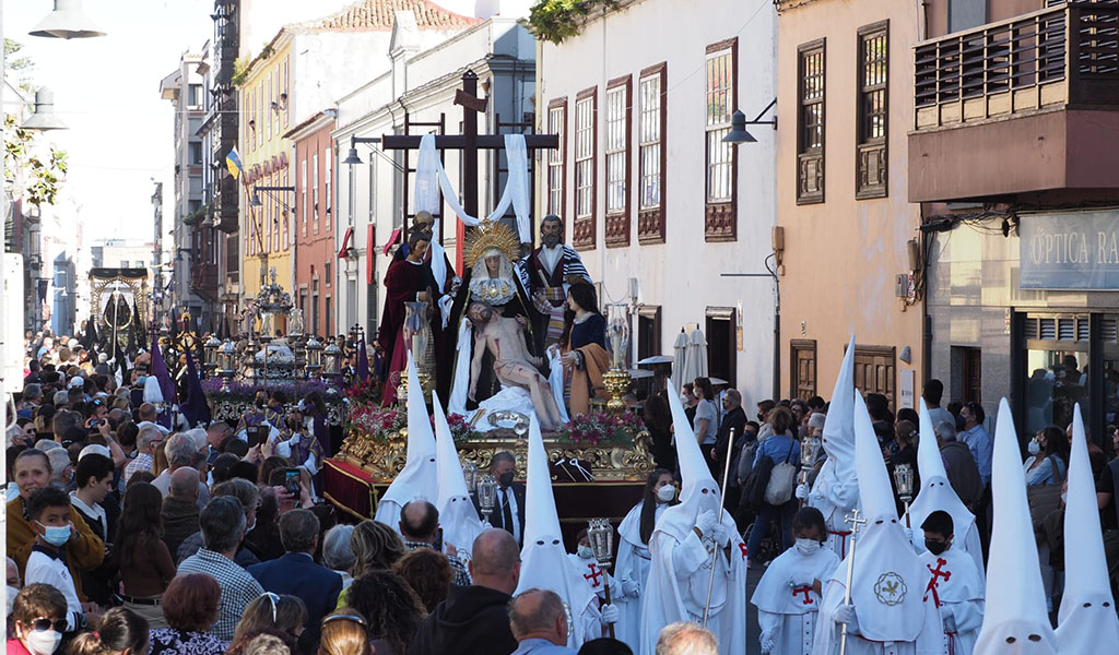The Magna procession in La Laguna
