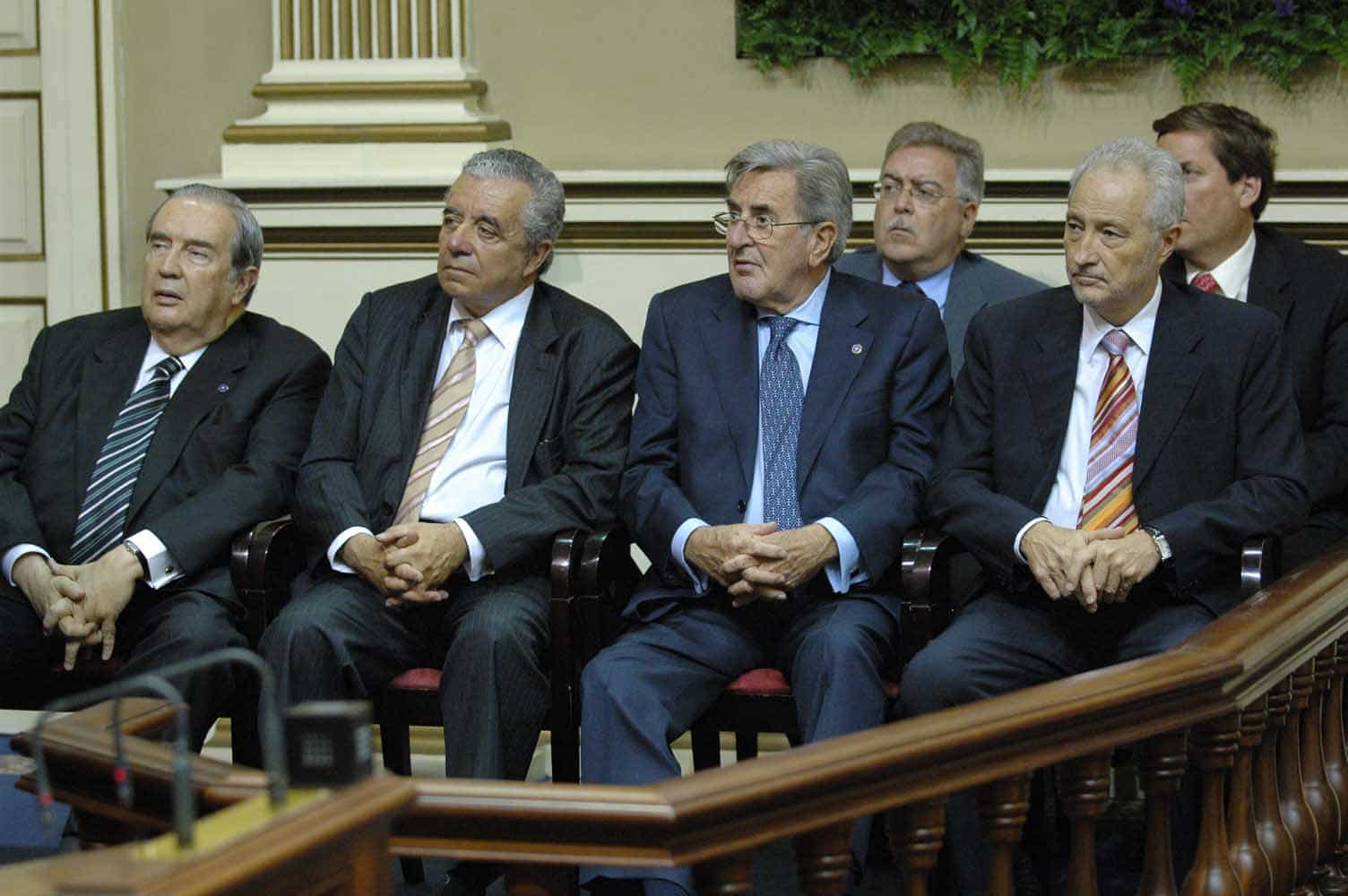 Expresidentes del Gobierno de Canarias y del Parlamento. / Fran Pallero