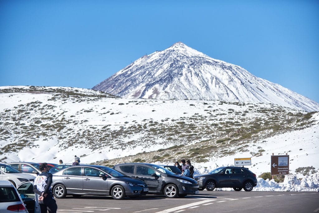 Un año para regular la movilidad en el Teide: el Cabildo aplicará controles de acceso en coche