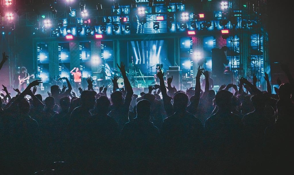 Estafa en festivales de música: investigan a un joven por vender entradas falsas por Whatsapp