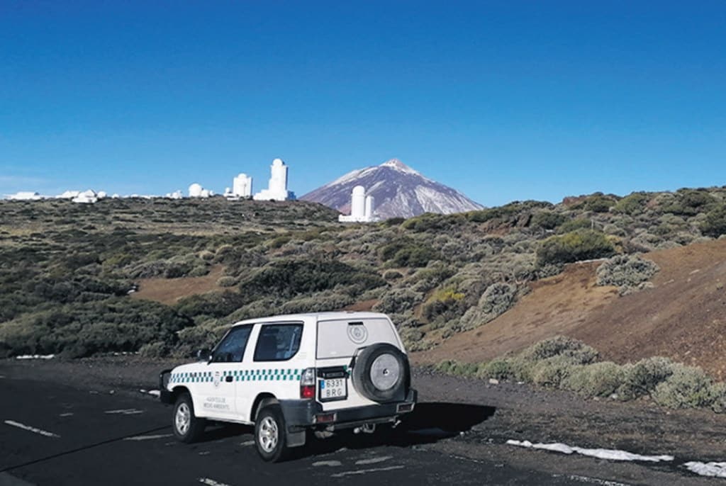 Solo 4 agentes medioambientales vigilan el Teide
