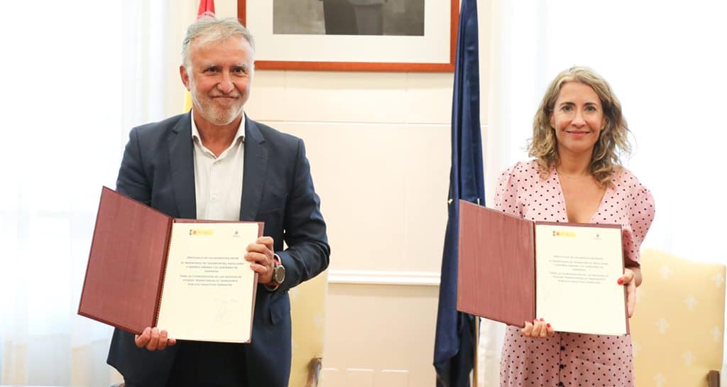 Raquel Sánchez firma el protocolo de ayudas transitorias al transporte público para Canarias