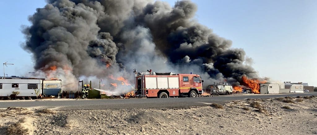 Incendio de varias caravanas en Fuerteventura: "Salimos a escape, muchacho"