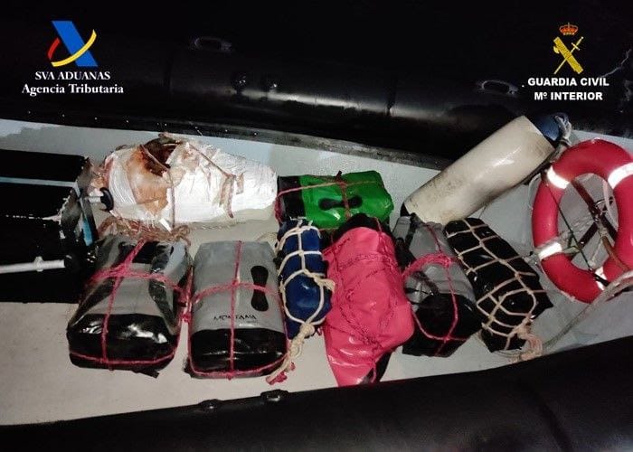 Escondían la cocaína en un buque de millo: intervienen 200 kilos en Santa Cruz