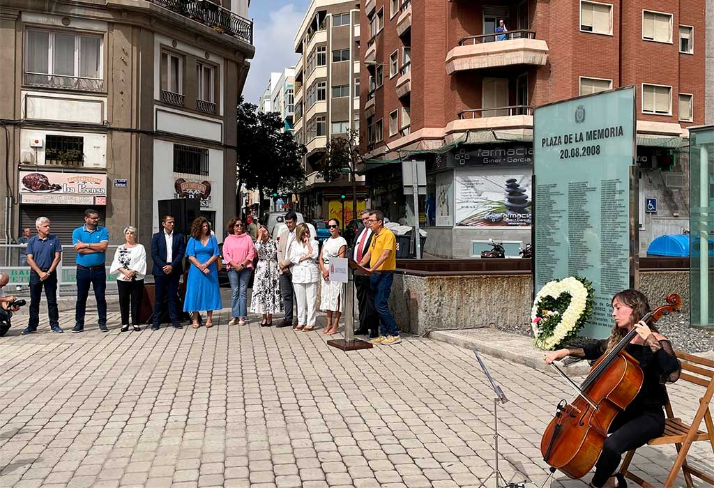 Acto en memoria de las víctimas del accidente del vuelo JK5022 celebrado en Las Palmas de Gran Canaria
