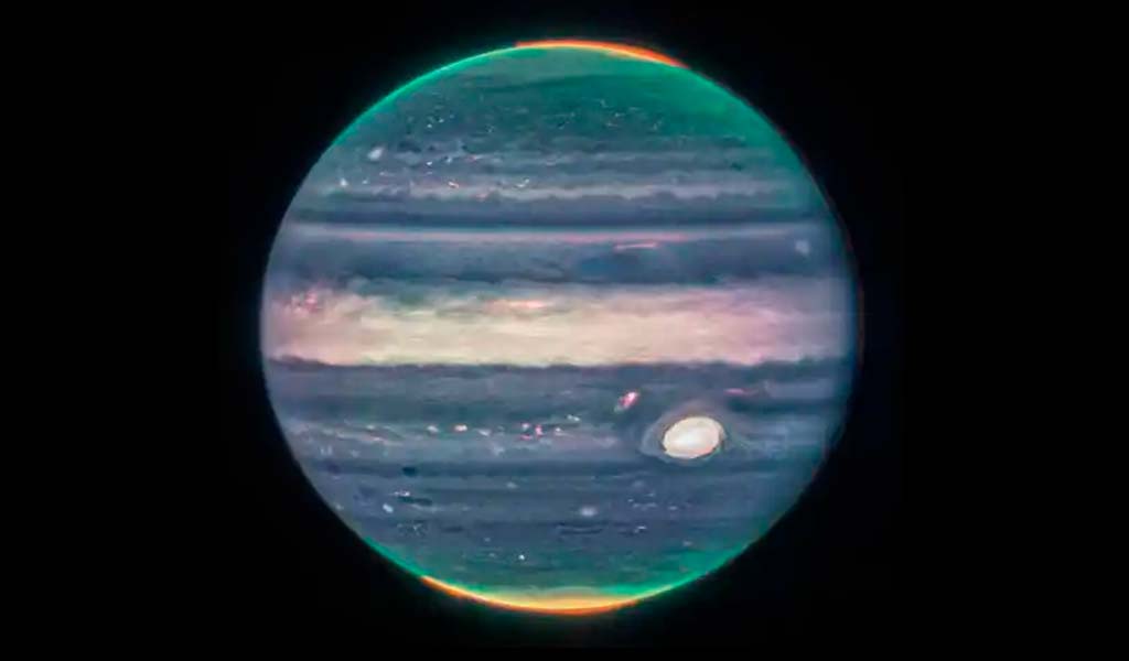 Las últimas imágenes del James Webb muestran en detalle la atmósfera y anillos de Júpiter