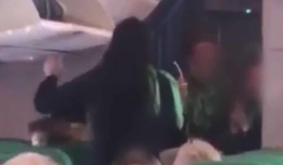 Vuelos a Canarias desagradables: cuando viajas con pasajeros indeseables