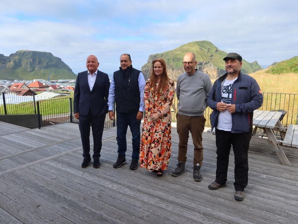 Canarias toma ejemplo de Islandia para la reconstrucción palmera