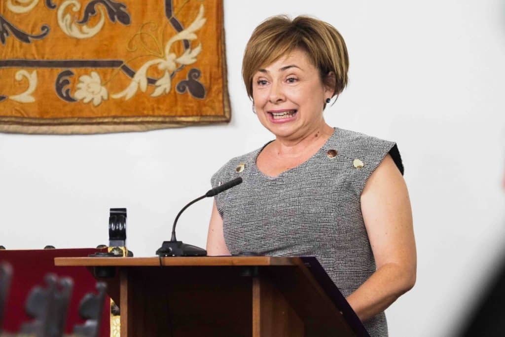 Rosa Aguilar llama a estrechar los vínculos entre universidad y ciudad