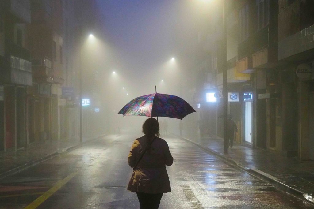 La Aemet activa el riesgo por lluvias, nieve y tormentas en Canarias
