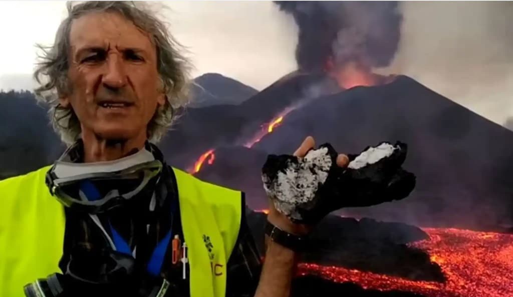 Vicente Soler, vulcanólogo: "En Canarias, el Teide es el único volcán que tenemos que considerar activo"