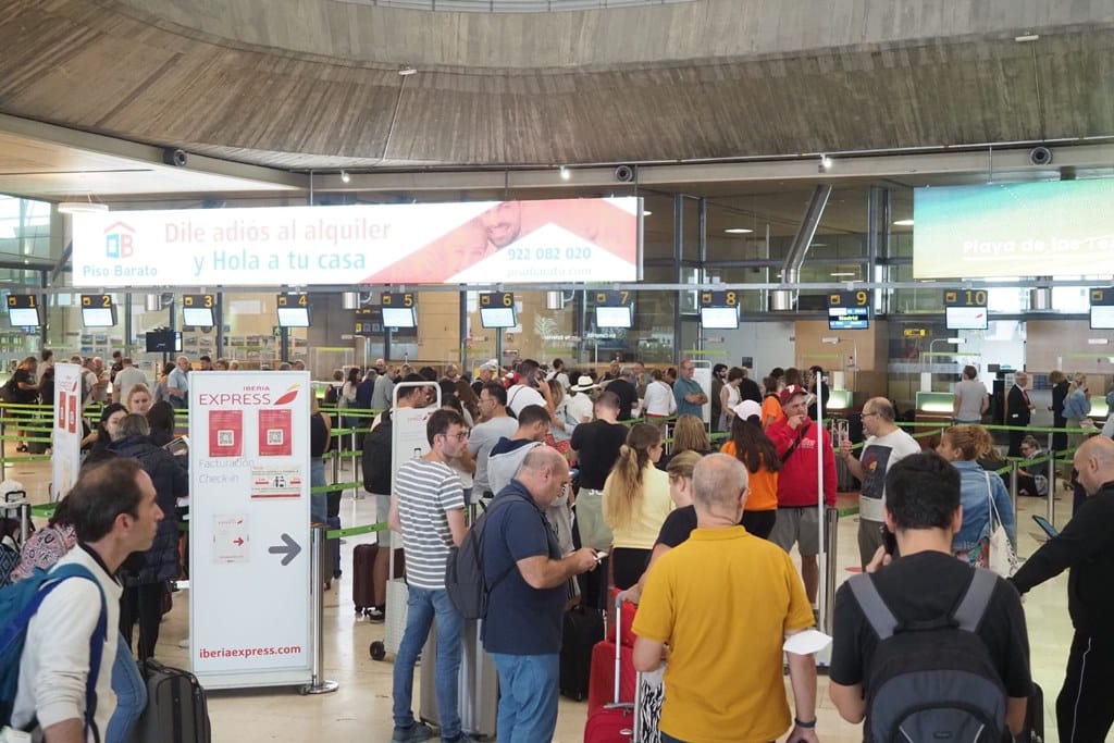 Se dispara el número de vuelos a Canarias cancelados