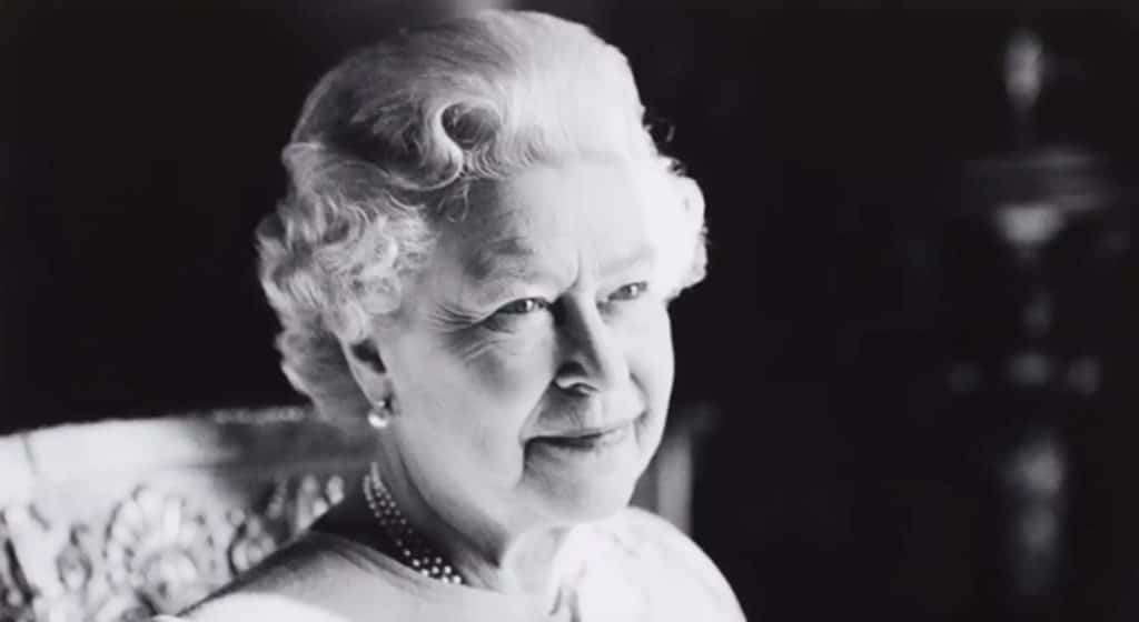 Retrato de la reina Isabel II de Inglaterra.