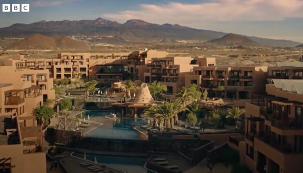 Crossfire, la serie basada en un tiroteo en un hotel de Tenerife: "Se me ocurrió de en unas vacaciones allí"