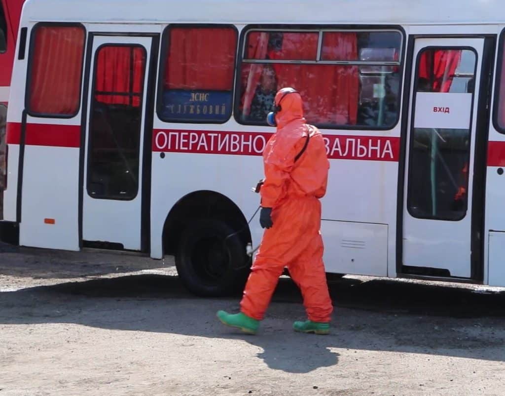 Ucrania.- Zelenski pide "reaccionar con dureza" ante las "falsas declaraciones" de Rusia sobre una "bomba sucia"