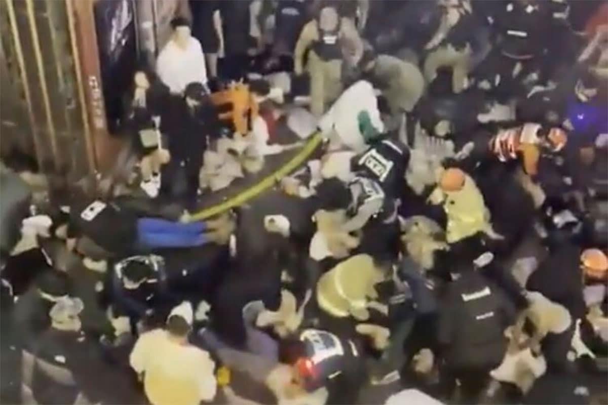 Al menos 50 heridos graves tras una estampida en una fiesta de Halloween en Seúl