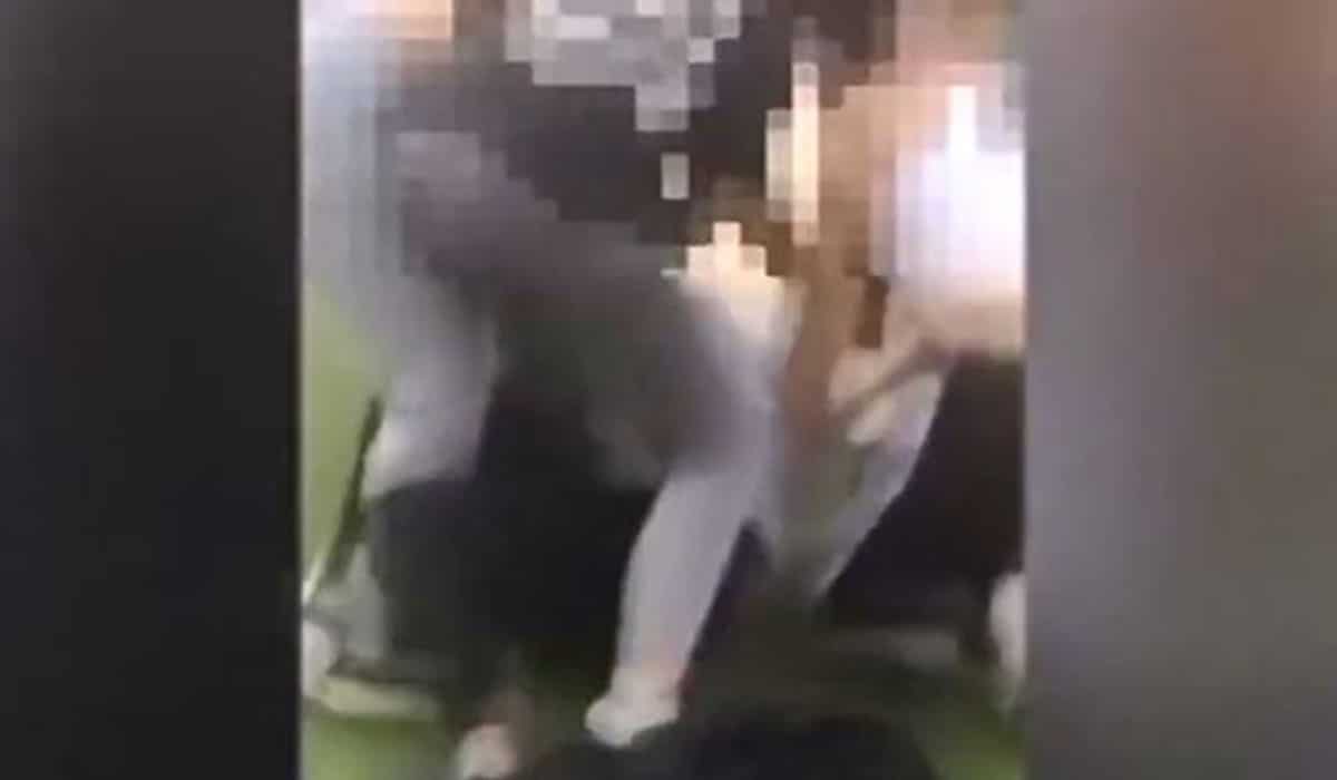 Brutal agresión a una menor de 13 años por parte de otras chicas