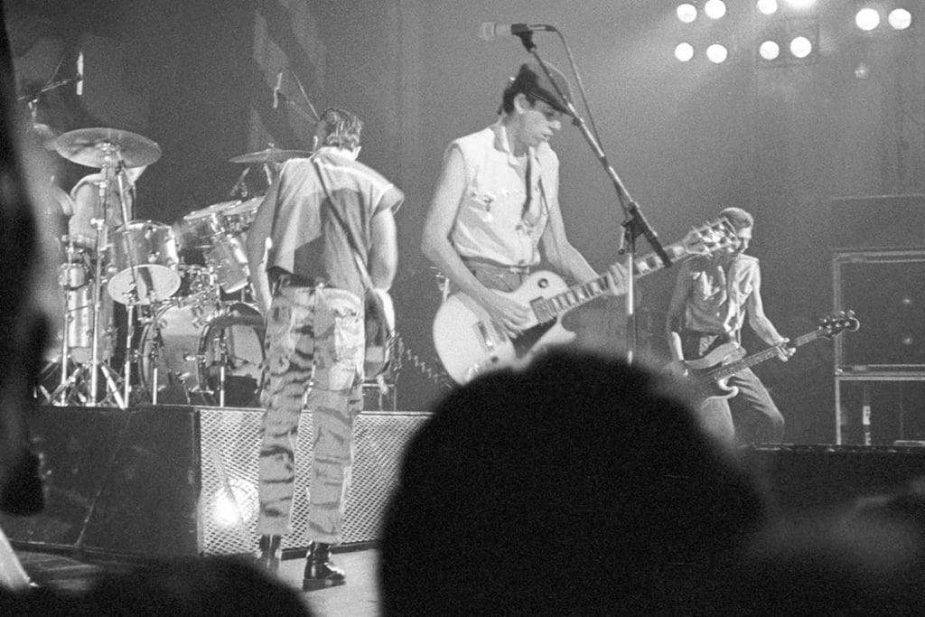 Terry Chimes, Keith Levene, Mick Jones y Paul Simonon de The Clash