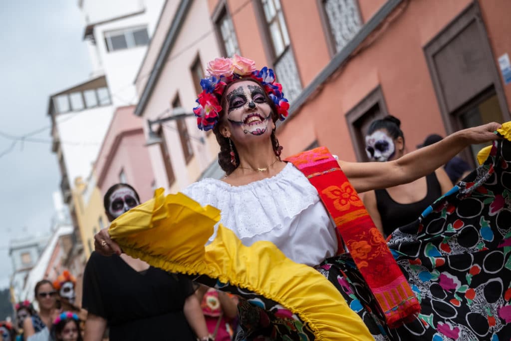 El gran desfile de Catrinas invade La Laguna. | Fran Pallero