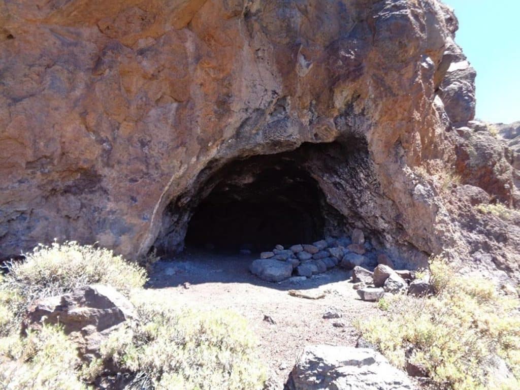 Localizan un centenar de bienes arqueológicos en Las Cañadas del Teide