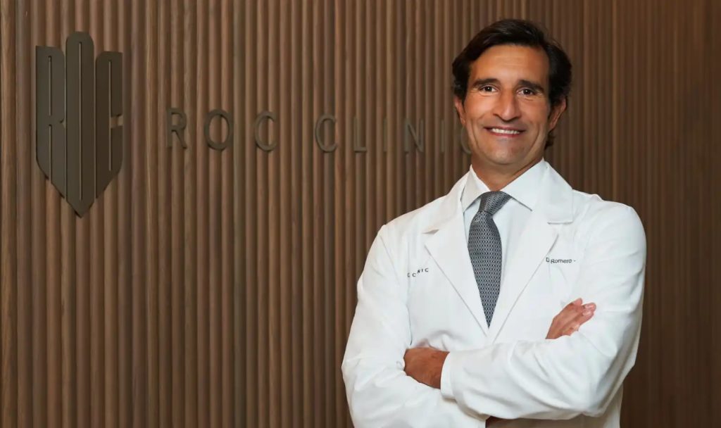 Javier Romero, el sabio de la urología: “Conviene palparse los testículos como las mujeres las mamas”
