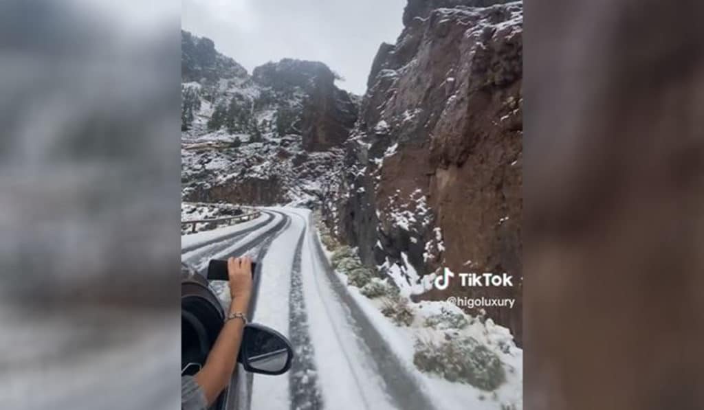 Los madrugadores pudieron disfrutar de la nevada en el Teide