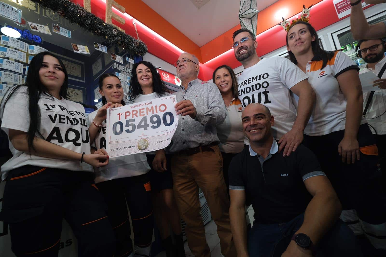 El Gordo cae muy repartido en Canarias