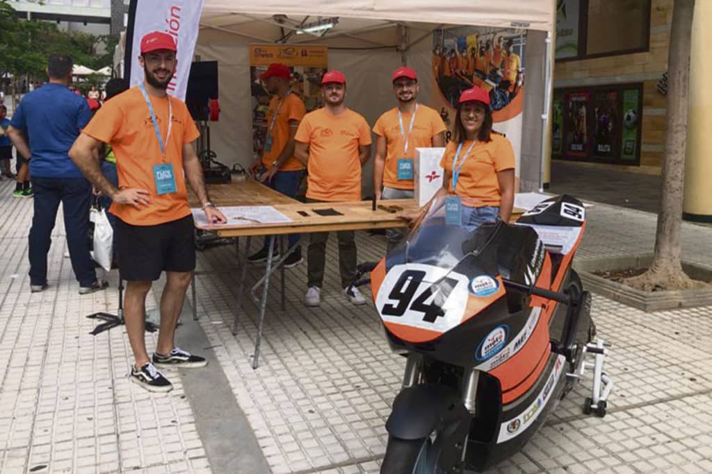 Fundación Cepsa colabora en el desarrollo de una moto eléctrica de competición