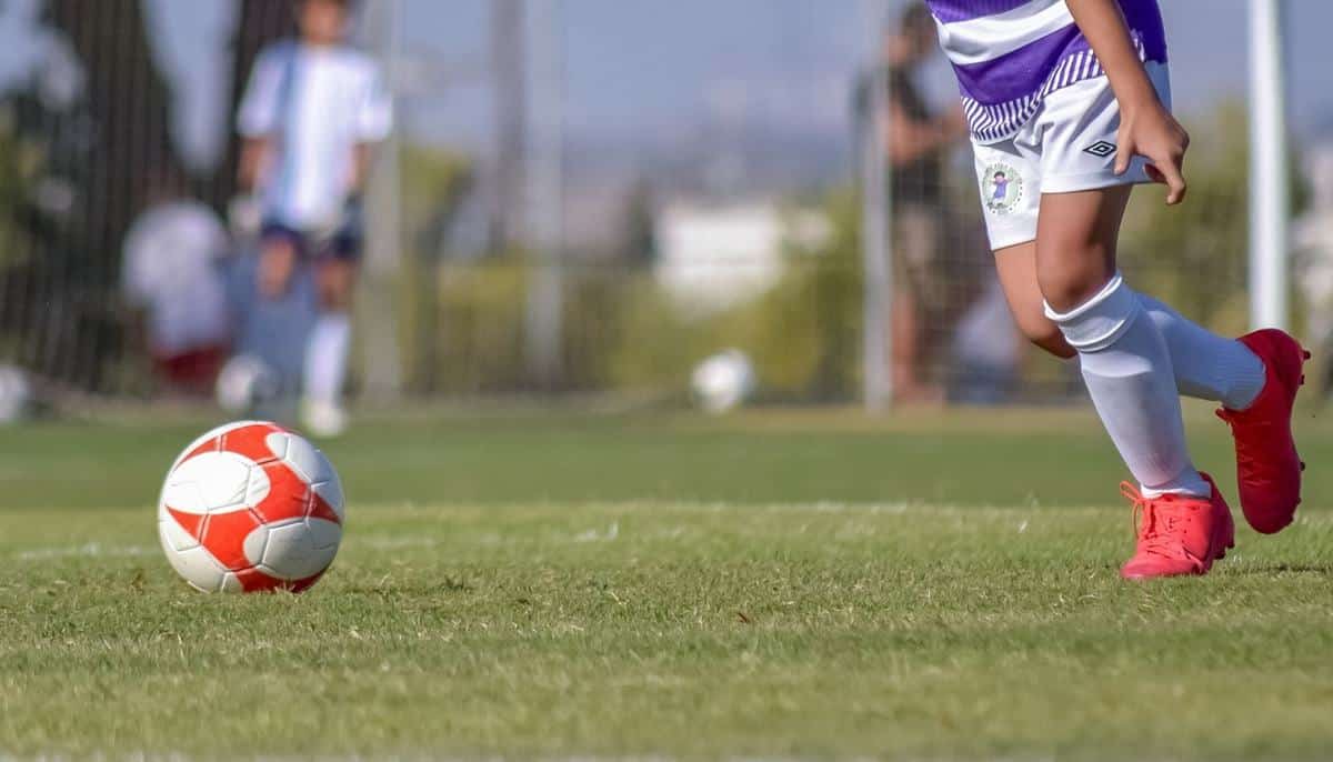 Muere un futbolista infantil mientras jugaba en partido en Málaga
