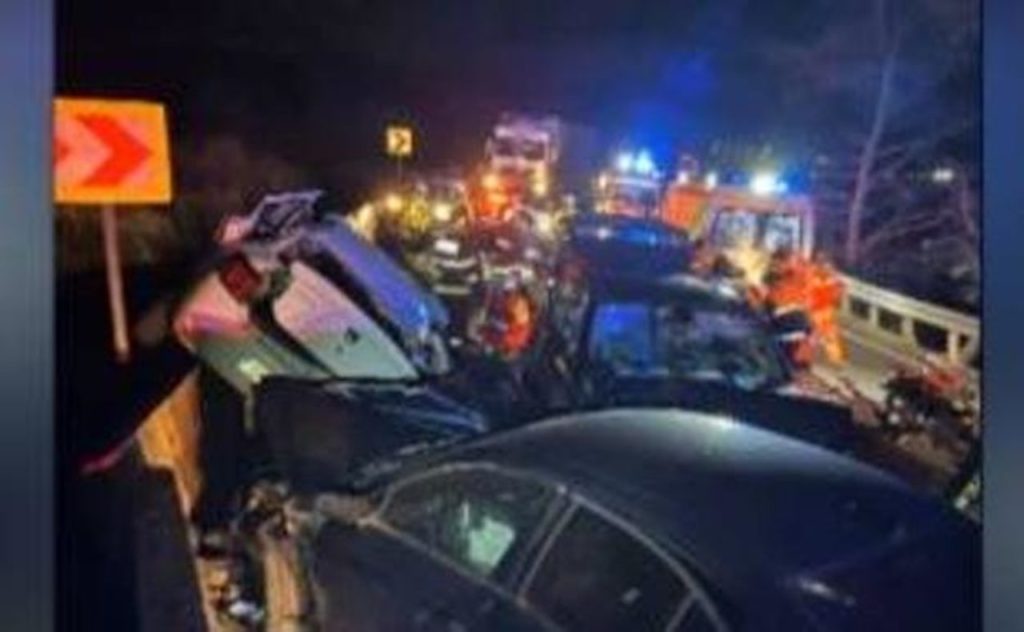 Mueren tres miembros de una familia canaria en un accidente en Rumanía
