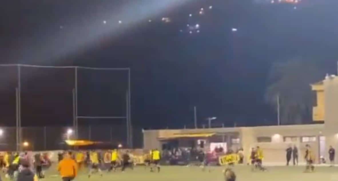Pelea multitudinaria entre jóvenes en un campo de fútbol de Tenerife
