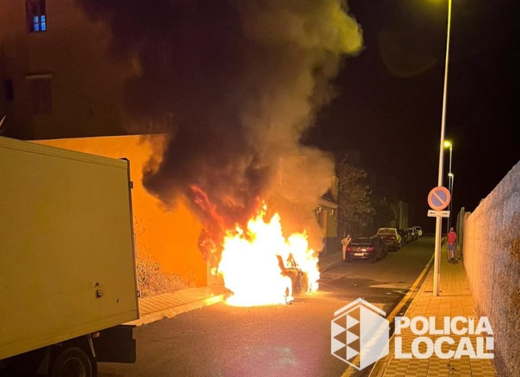 Alarma en el barrio pesquero de San Andrés: vuelven a quemar un coche durante la noche