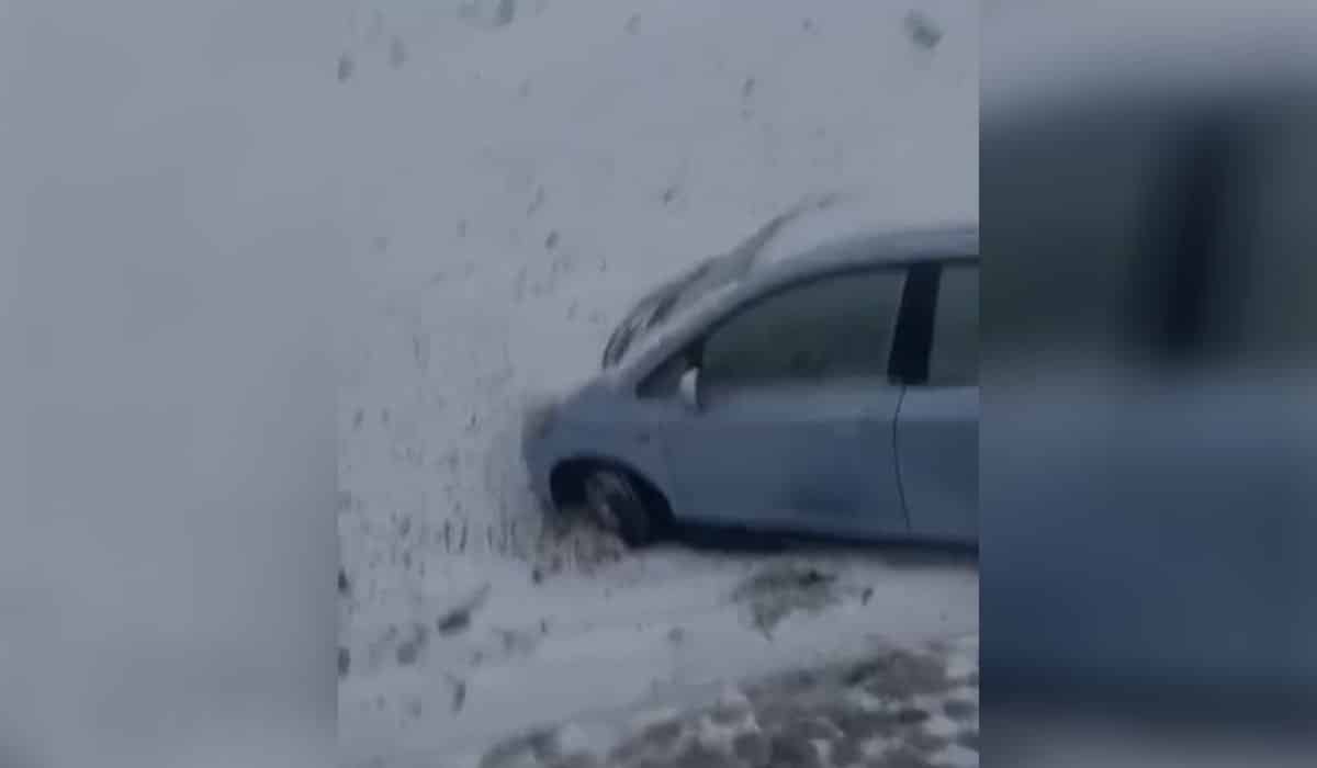 El vídeo que muestra las consecuencias de subir al Teide tras una nevada sin atender a las indicaciones