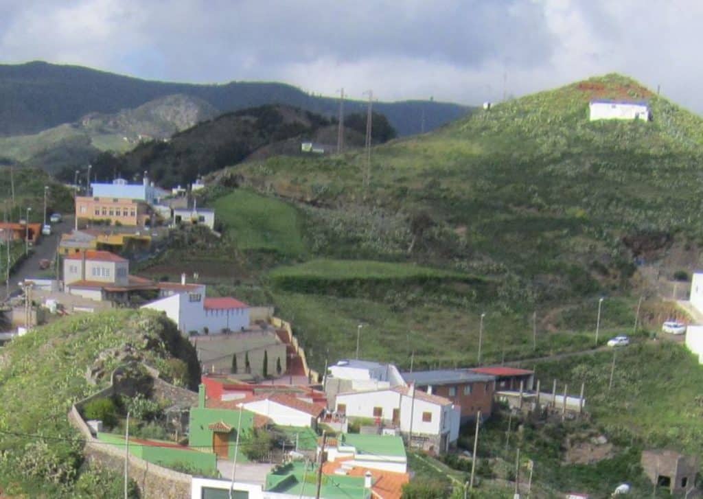 Hallan sin vida al exmilitar buscado en Tenerife por el robo de un arma de fuego