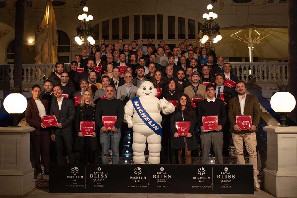 Royal Bliss entrega los distintivos de “Restaurante recomendado por la Guía MICHELIN España & Portugal 2023” a 27 establecimientos canarios