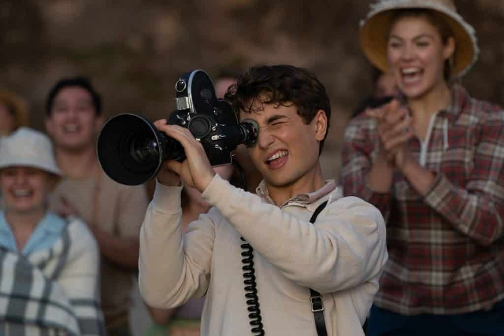 Steven Spielberg lidera esta semana la cartelera, con su drama de tintes autobiográficos ‘Los Fabelman’, junto al regreso a la gran pantalla de la colosal ‘Titanic’, por su 25º aniversario.