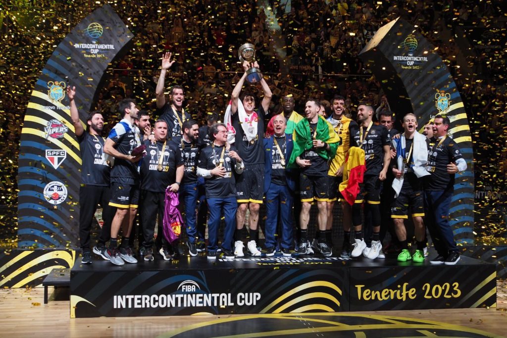 El Lenovo, brillante campeón de la Copa Intercontinental de Tenerife