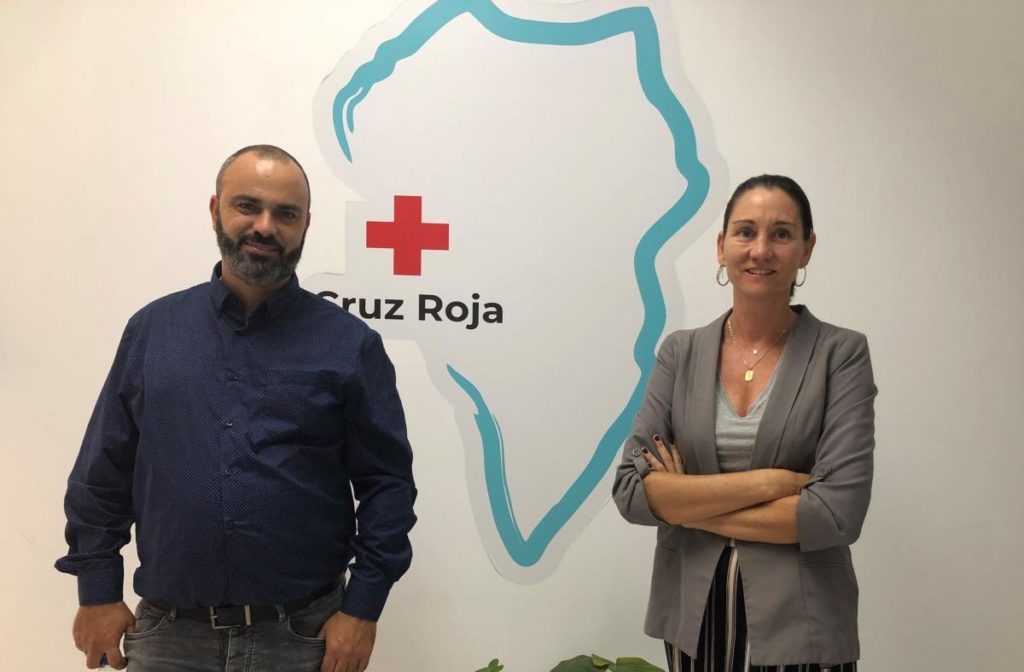 Fundación Cepsa y Cruz Roja, con los afectados por el volcán de La Palma