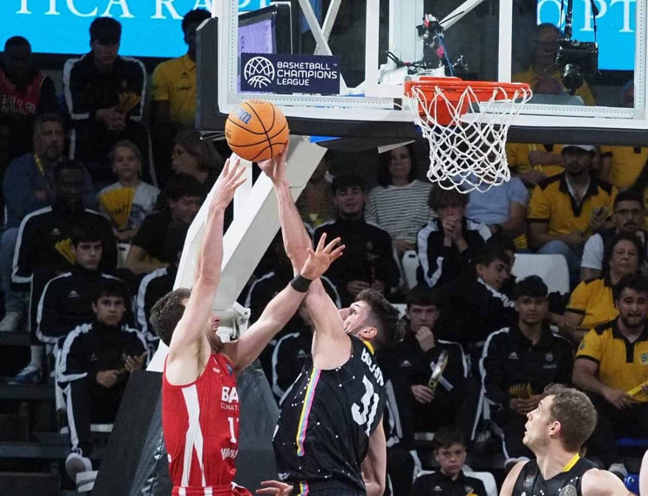 El Lenovo Tenerife gana una batalla para disputar la Final Four de la ...