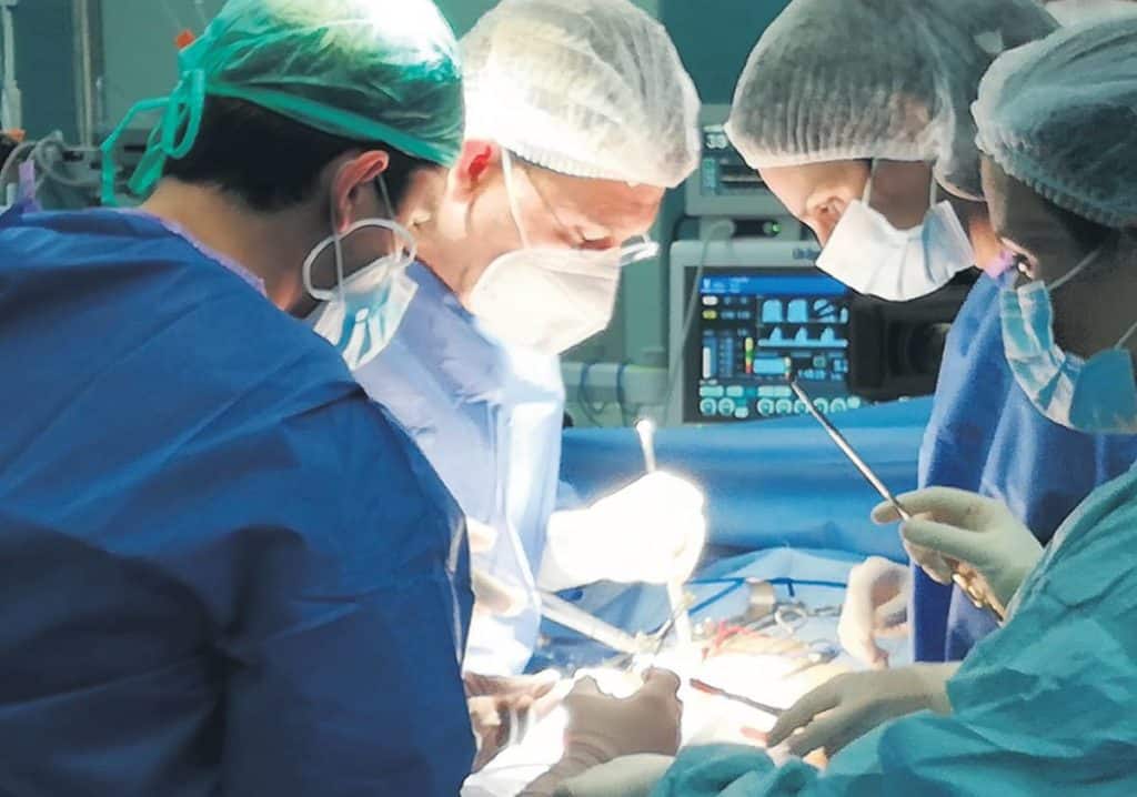 Realizan con éxito el primer trasplante de pulmón en Canarias