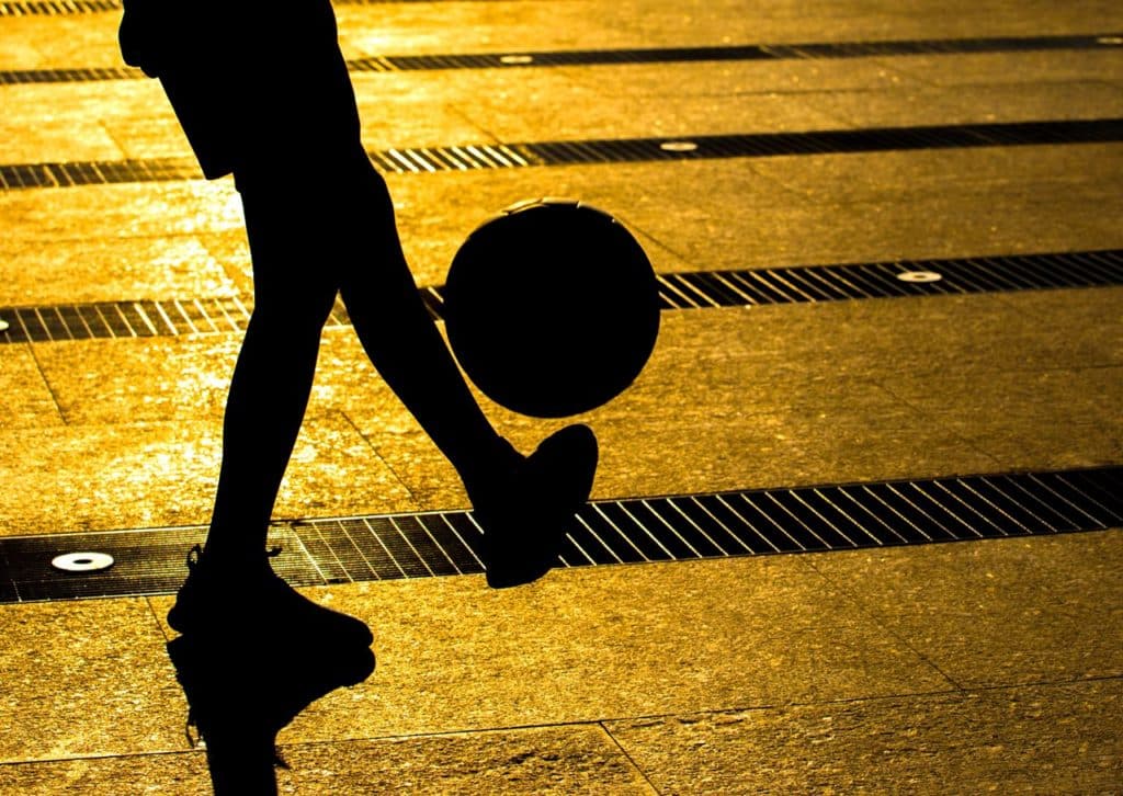 Muere un niño de 12 años tras recibir un balonazo